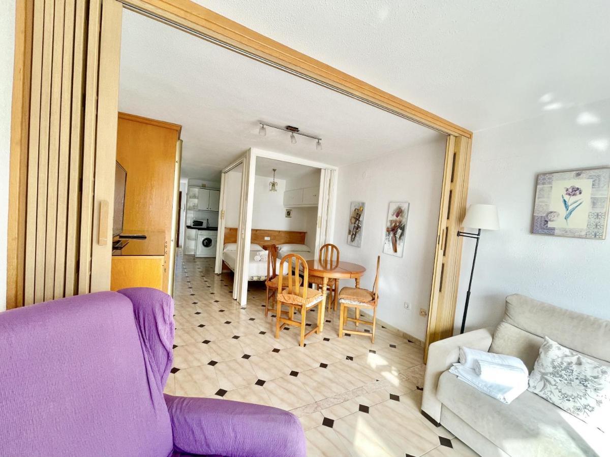 Apartment In Av Mediterraneo